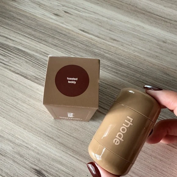 RHODE Pocket Blush - toasted teddy - Picture 2 of 4